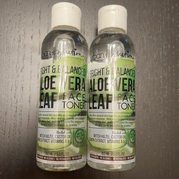 Bundle of 2! Urban Hydration Bright & Balanced Aloe Vera Face Toners - Picture 4 of 5